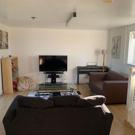 1 Bedroom Annex, Private Bathroom, Peaceful Area Claypits エクステリア 写真