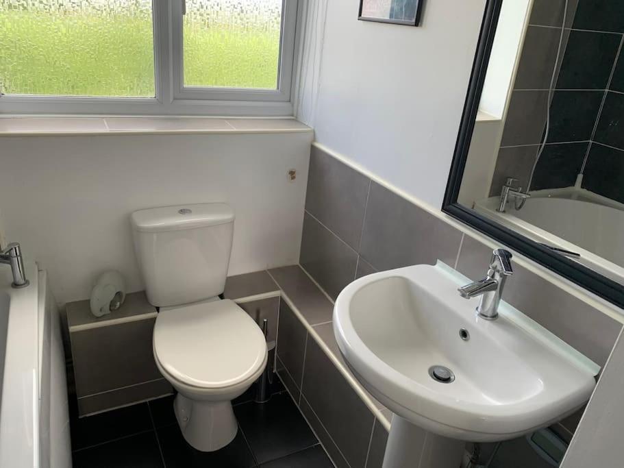 1 Bedroom Annex, Private Bathroom, Peaceful Area Claypits エクステリア 写真