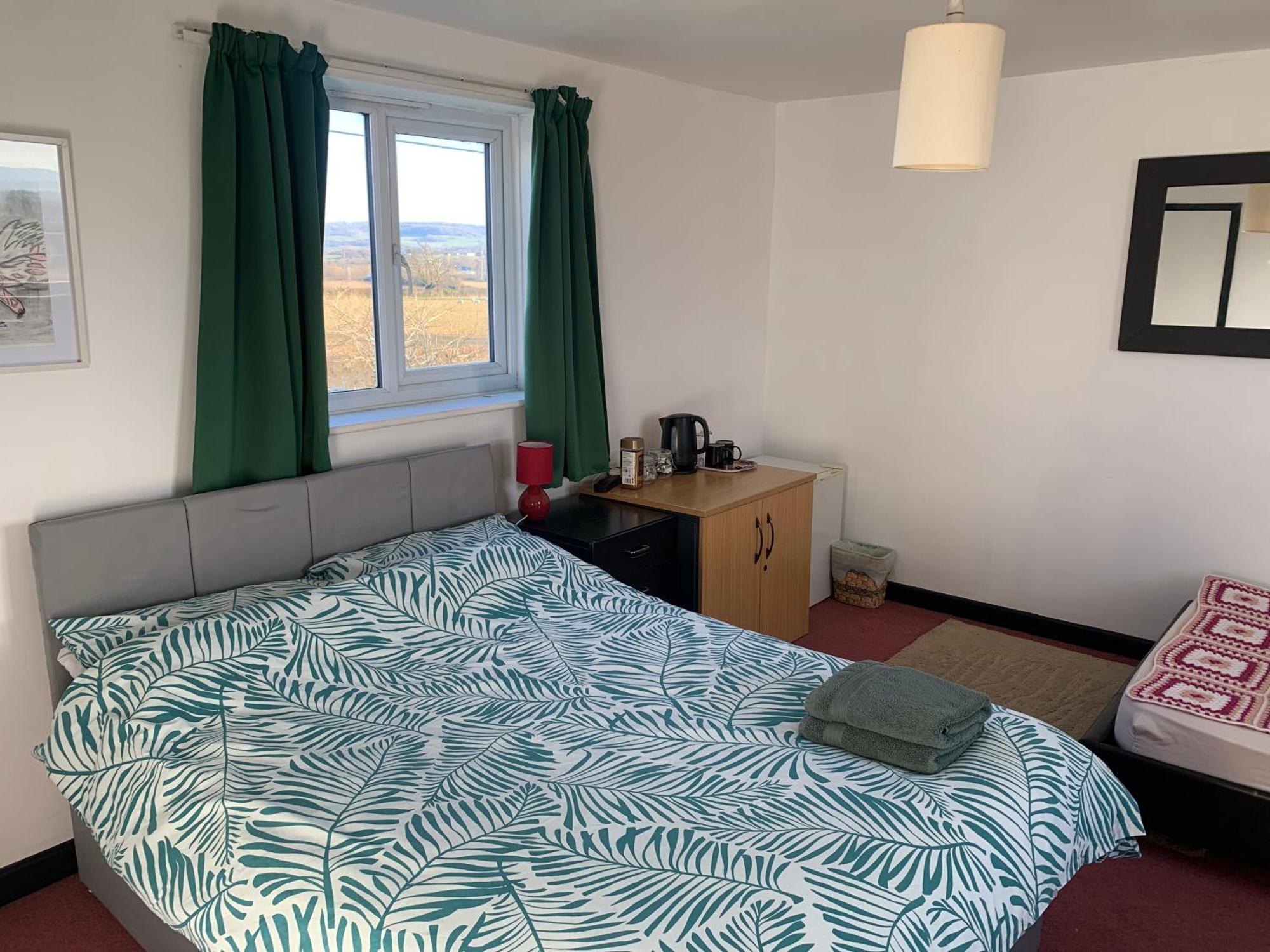 1 Bedroom Annex, Private Bathroom, Peaceful Area Claypits エクステリア 写真